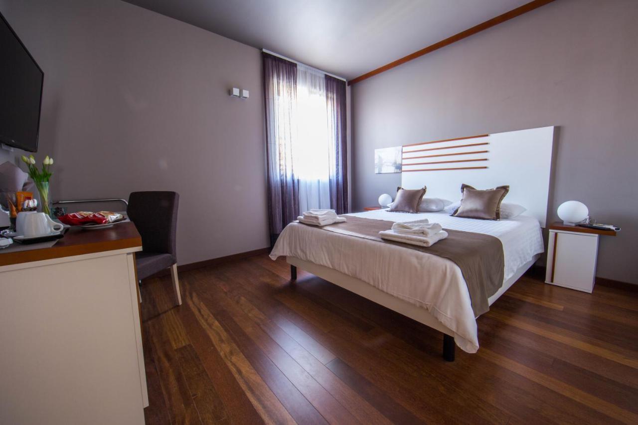 Luxury Rooms Silente Bacvice 1 Split Exterior foto