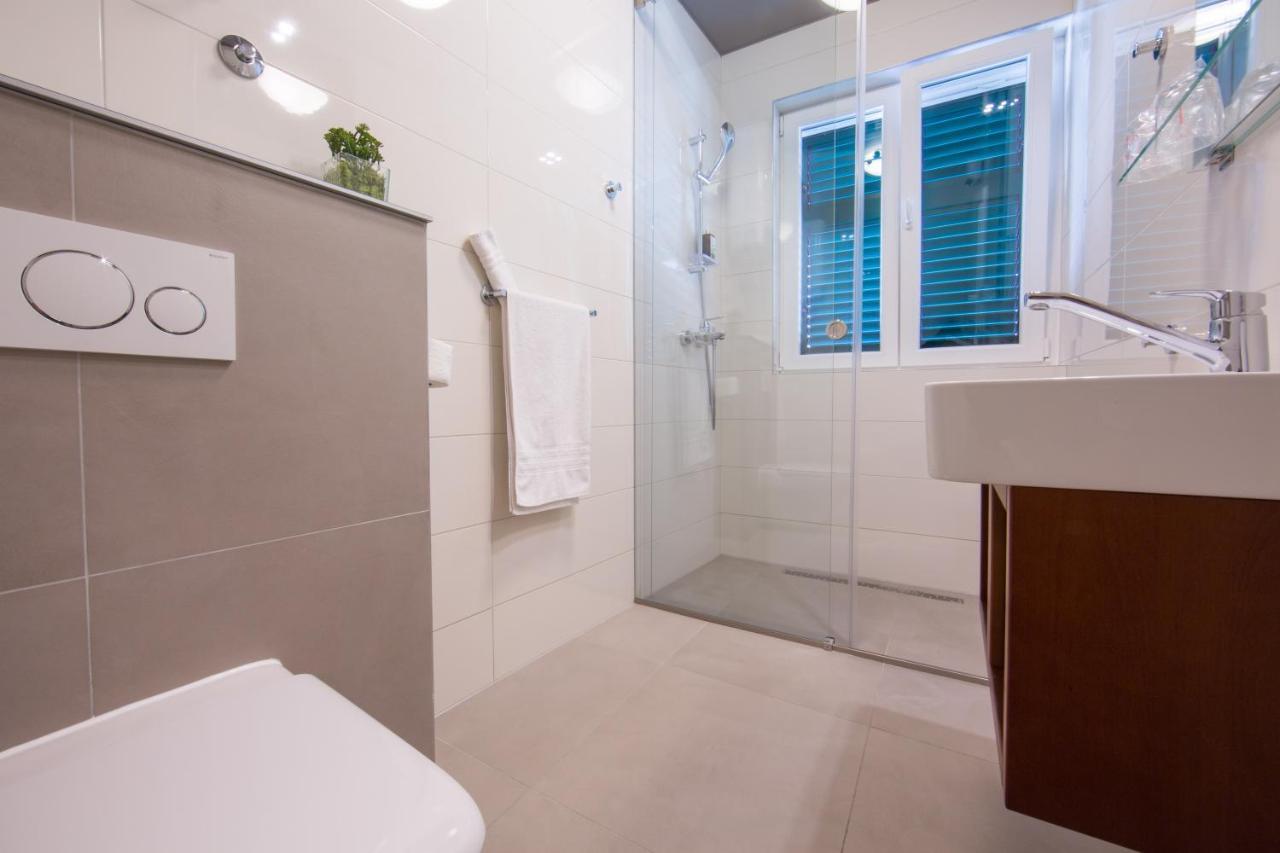 Luxury Rooms Silente Bacvice 1 Split Exterior foto